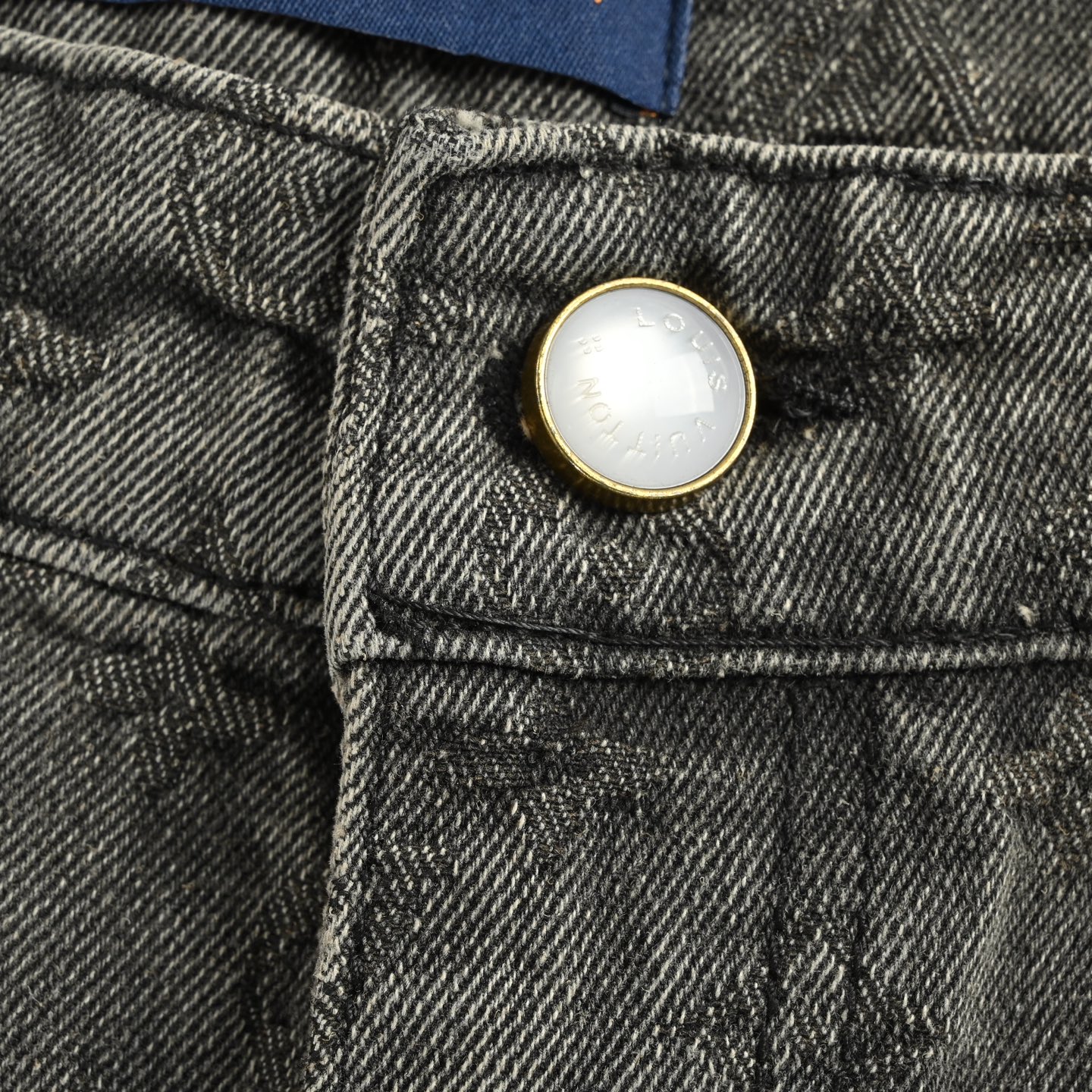 2e5406ecb5d68e6411f4b7456fd6dee9_1750176972_6037.jpg 2e5406ecb5d68e6411f4b7456fd6dee9_1750176972_6037_62686.jpg