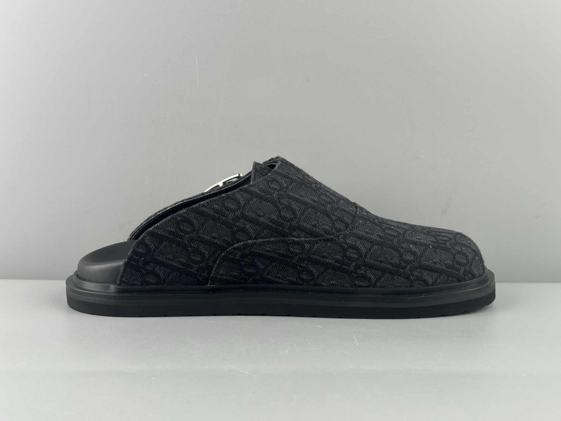 7ec6b56aed64c5e78a1a69162893c940_1751121362_0041.jpg 7ec6b56aed64c5e78a1a69162893c940_1751121362_0041.jpg