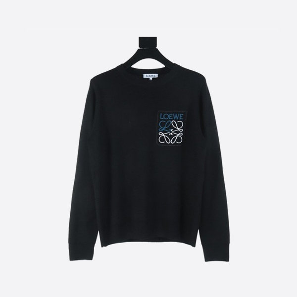 ロエベ ポケットロゴ刺繍クルーネックセーター