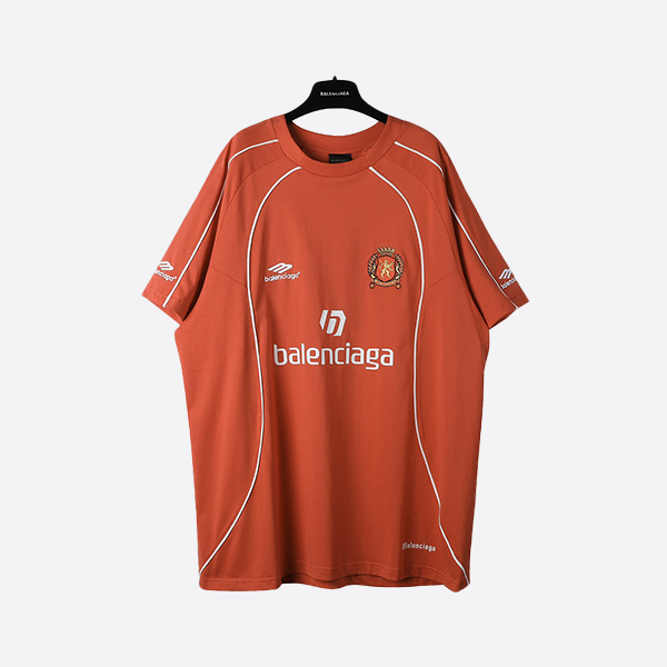 バレンシアガ マンチェスターユナイテッド 共同ブランド ジャージ Tシャツ レッド