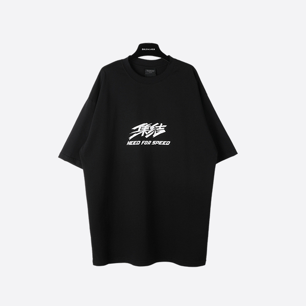 バレンシアガ コレクション Tシャツ