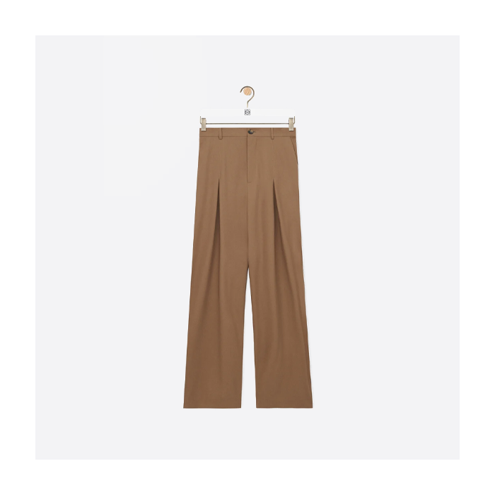 ロエベのバックルワイドレッグパンツ